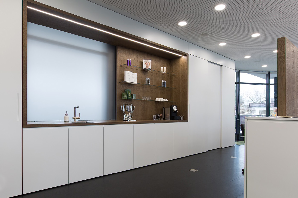Coiffeursalon-Hochhaeusern-Zug-2
